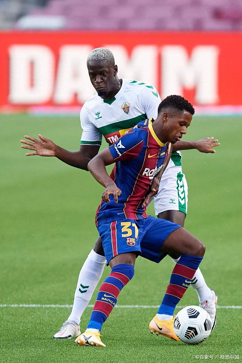 切尔西训练开放日，转会期状态回暖引欢呼，德甲在即，赛程密集仍需轮换的简单介绍-九游娱乐官方